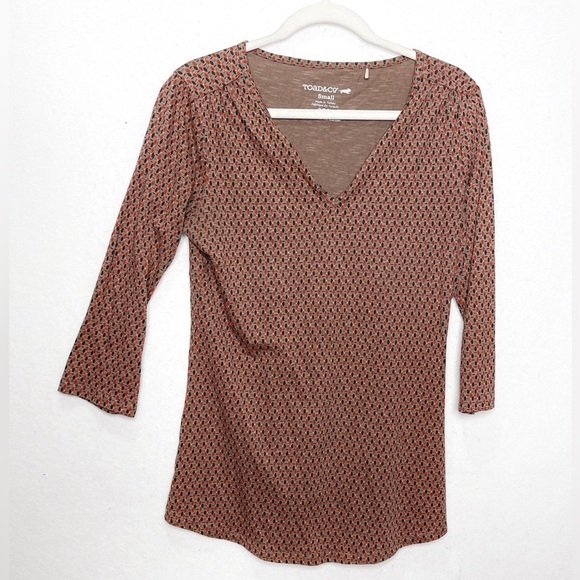 Toad & Co Tamaya Dos Geometric Pleat Back Organic Cotton V-Neck Tunic 3/4 Sleeve - Picture 1 of 4